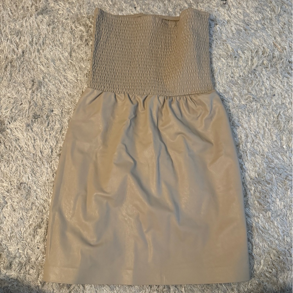 Commando Dress - Picture 2 of 3